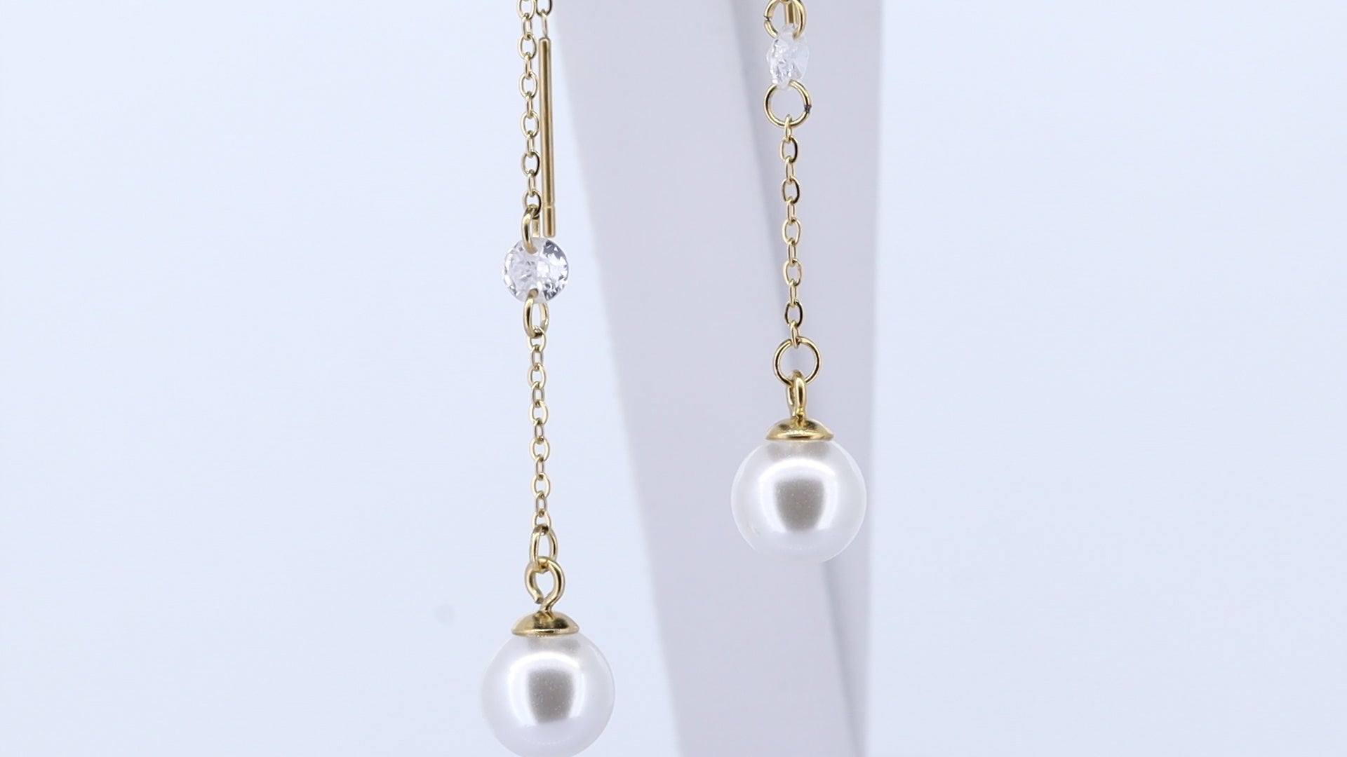 Pearl Dangle Threader Anya Collection