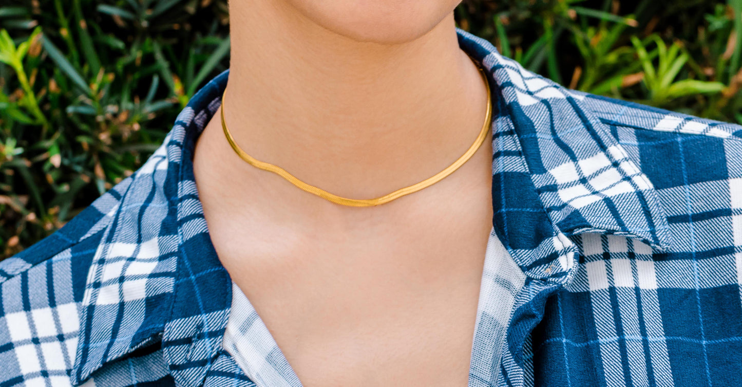 Sleek Gold Choker | Anya Collection